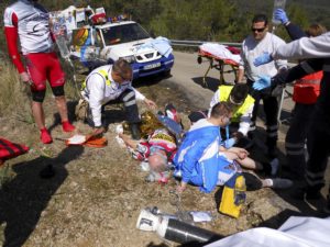 Nueve ciclistas heridos, dos de ellos graves, tras sufrir un atropello en Mallorca.